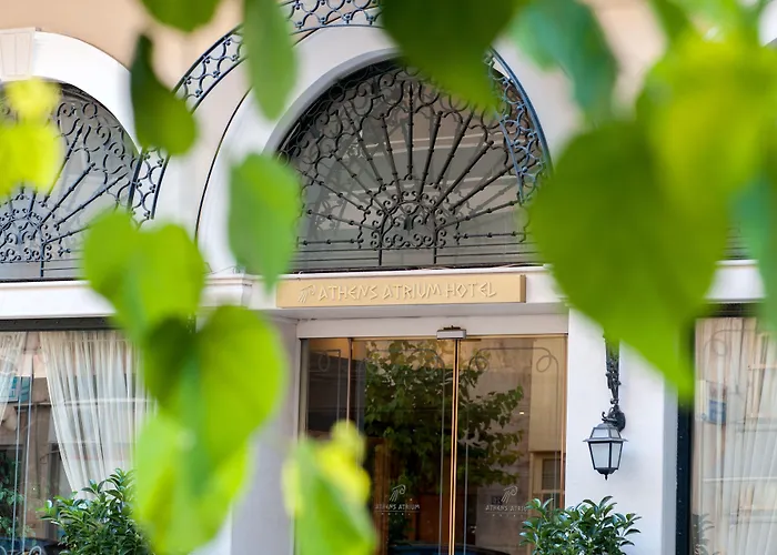 Atrium & Jacuzzi Suites