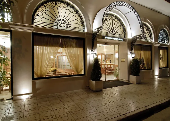 Atrium & Jacuzzi Suites